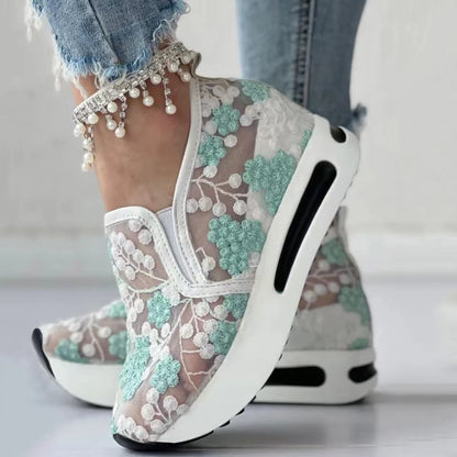 🔥Last Day 49% OFF - Women's Floral Embroidery Mesh Sneakers