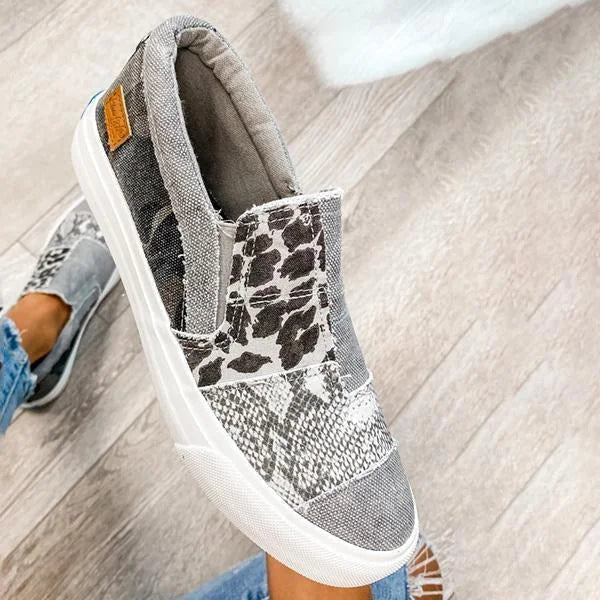 🔥 Hot Selling - Save 60% OFF - Casual Pieced Raw Edge Animal Print Canvas Slip-On Flats